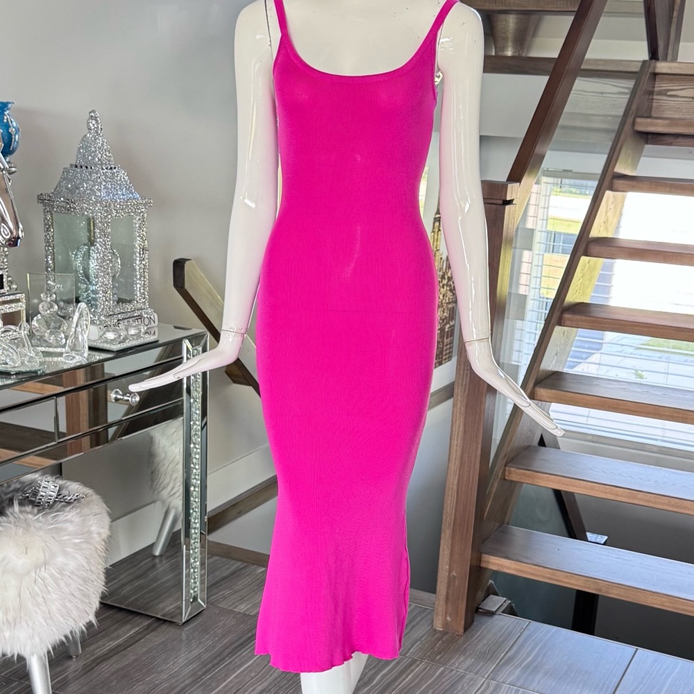 NWOT 🩷 Vibrant Fuchsia/Pink Sweater Knit Dress. - Picture 11 of 17